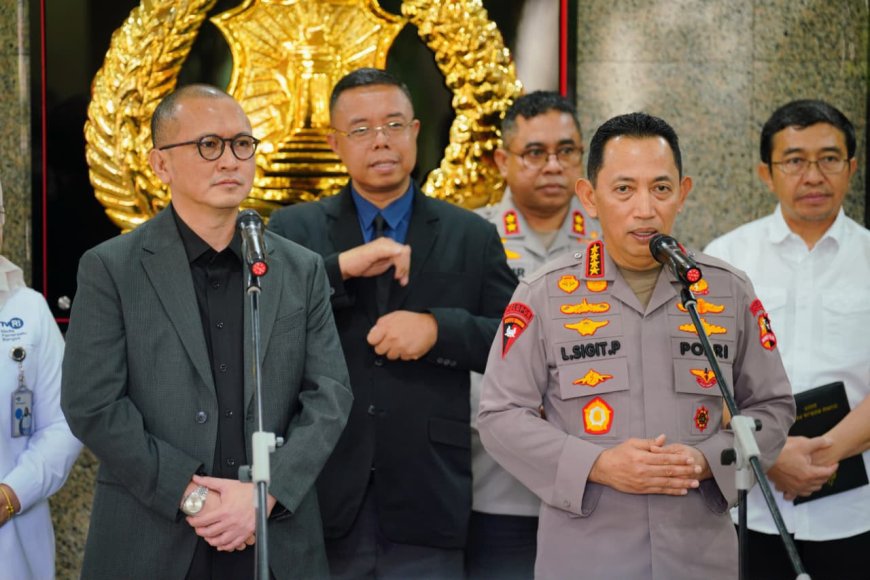 Kapolri Dorong Sinergi dan Keakraban Melalui Nobar Gratis